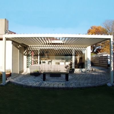 Custom Luxurious  Waterproof  Motorized  Retractable Bioclimatic Pergola With Led Lights